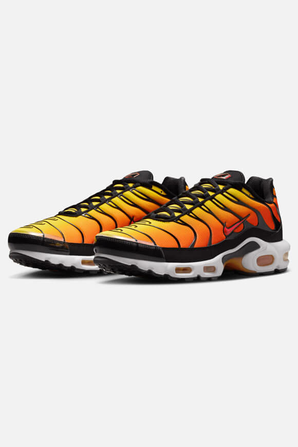 Nike Air Max Plus Sneaker | Black + Pimento + Bright Ceramic | Herren | EU38.5 Nike Air Max Plus Sneaker | Black + Pimento + Bright Ceramic | Herren | EU38.5 von Nike