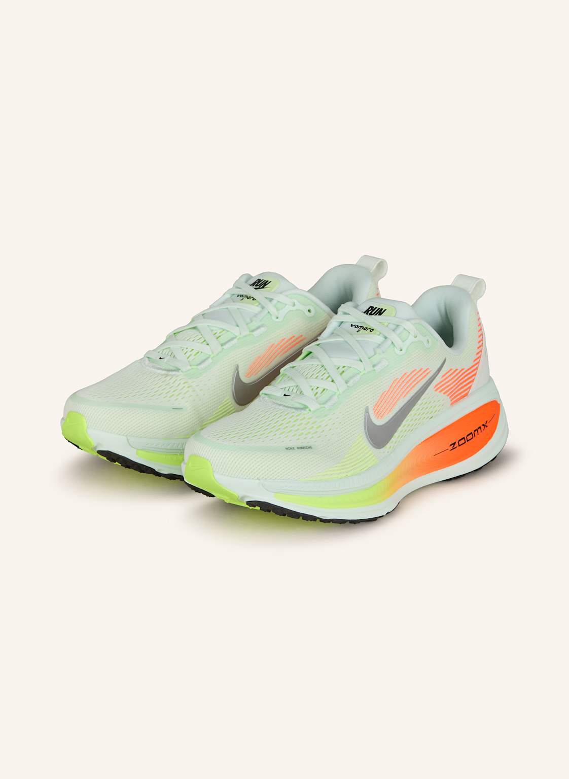 Nike Laufschuhe Vomero 18 silber von Nike