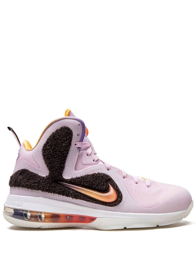 Nike LeBron 9 "King Of La (2022)" sneakers - Pink von Nike