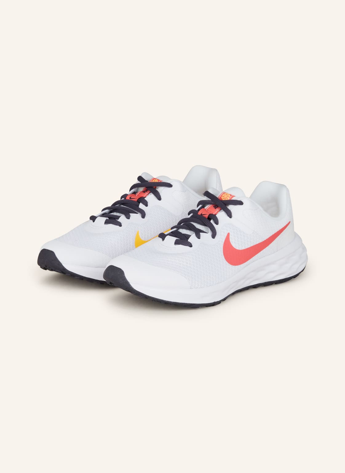 Nike Sneaker Revolution 6 weiss von Nike