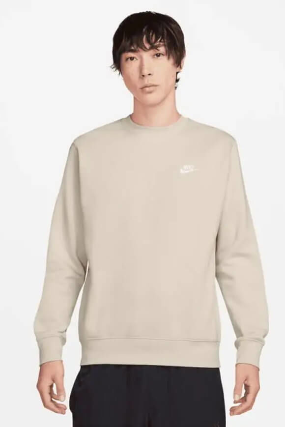 Nike Sportswear Club Sweatshirt | Light Orewood Brown | Herren | L Nike Sportswear Club Sweatshirt | Light Orewood Brown | Herren | L von Nike