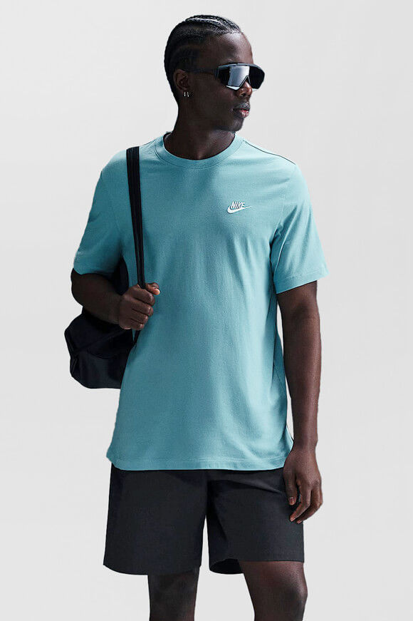 Nike Sportswear Club T-Shirt | Denim Turquoise | Herren  | S von Nike