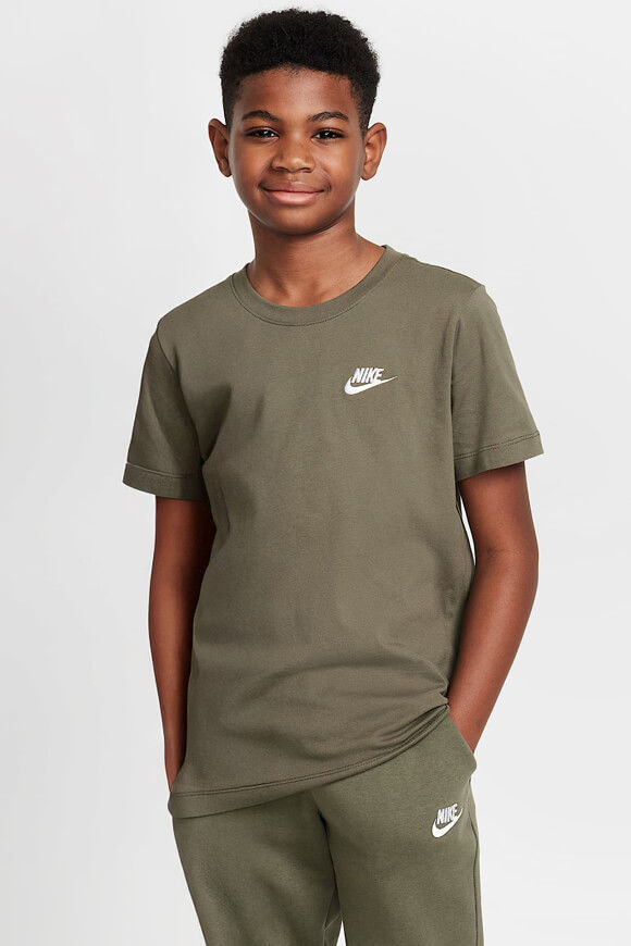 Nike T-Shirt | Medium Olive | Jungen  | M von Nike