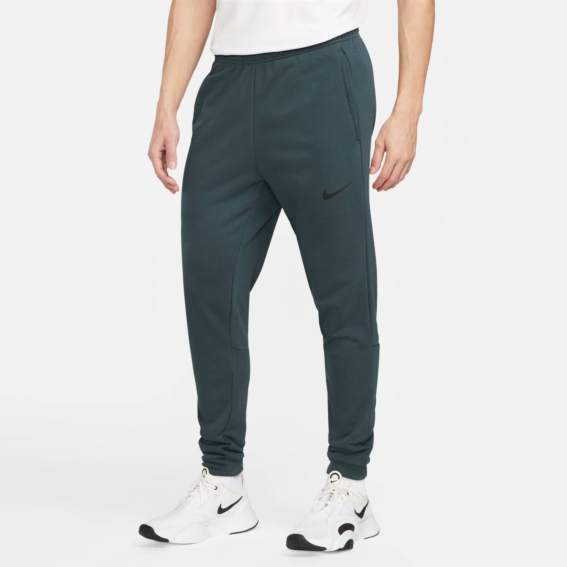 Nike Trainingshose »DRI-FIT MEN'S TAPERED TRAINING PANTS« von Nike