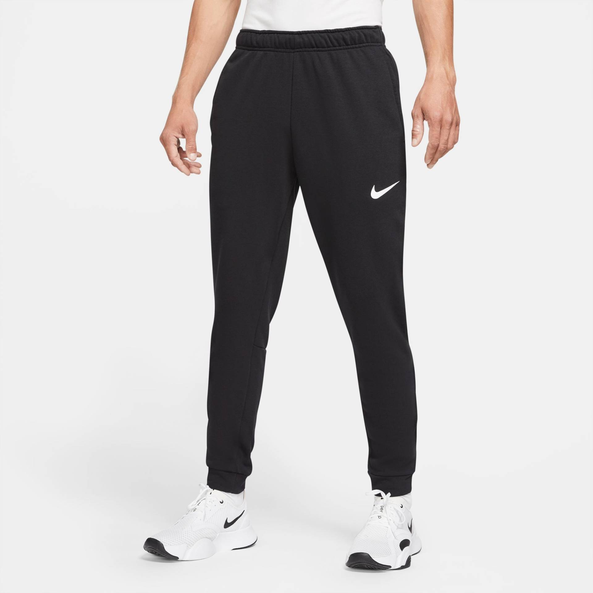 Nike Trainingshose »DRI-FIT MEN'S TAPERED TRAINING PANTS« von Nike