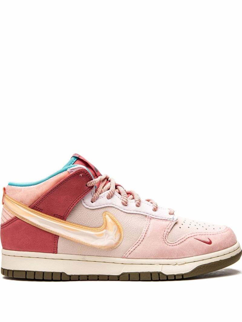 Nike x Social Status Dunk Mid "Strawberry Chocolate" sneakers - Pink von Nike