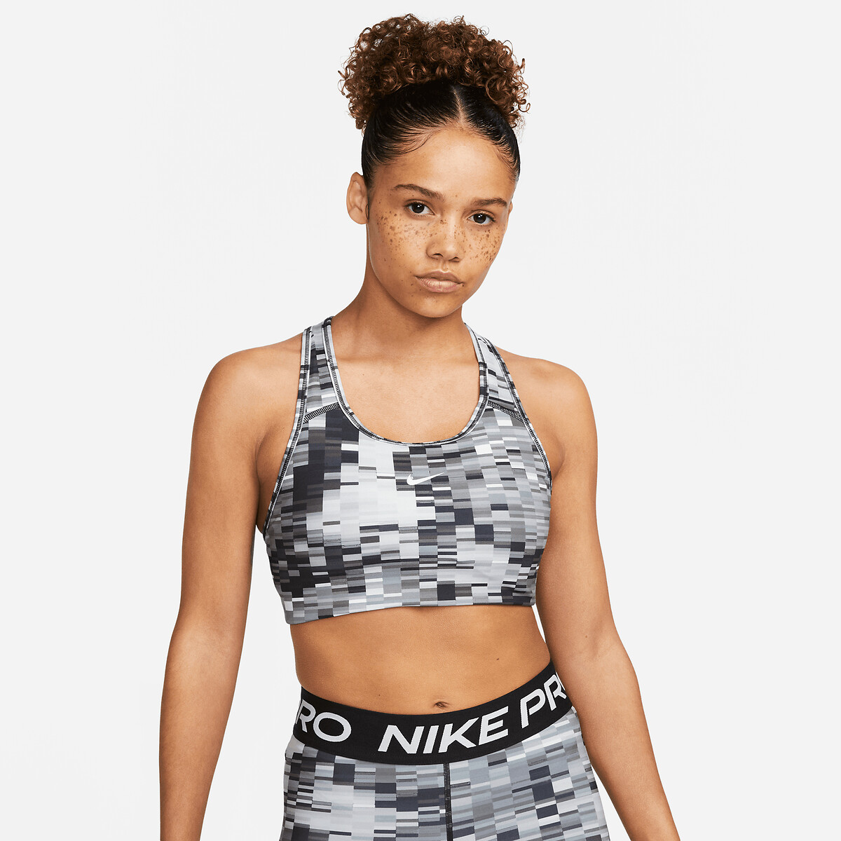 Sport-BH Swoosh von Nike