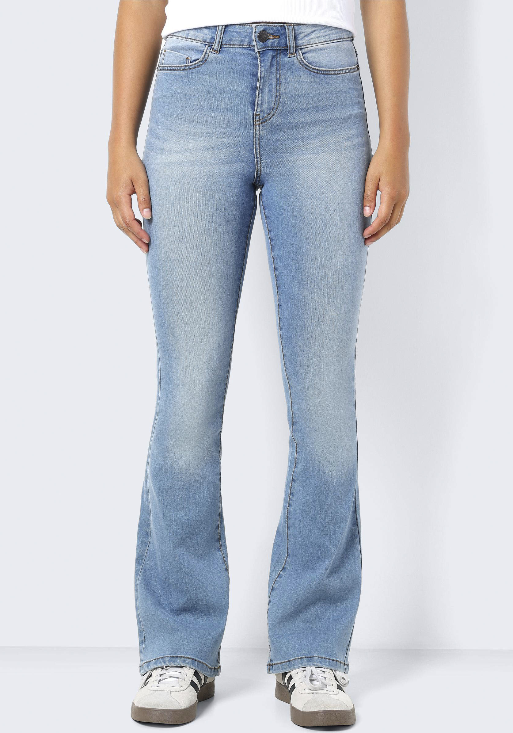 Noisy may Bootcut-Jeans »NMSALLIE HW FLARE JEANS VI162LB NOOS« von Noisy May
