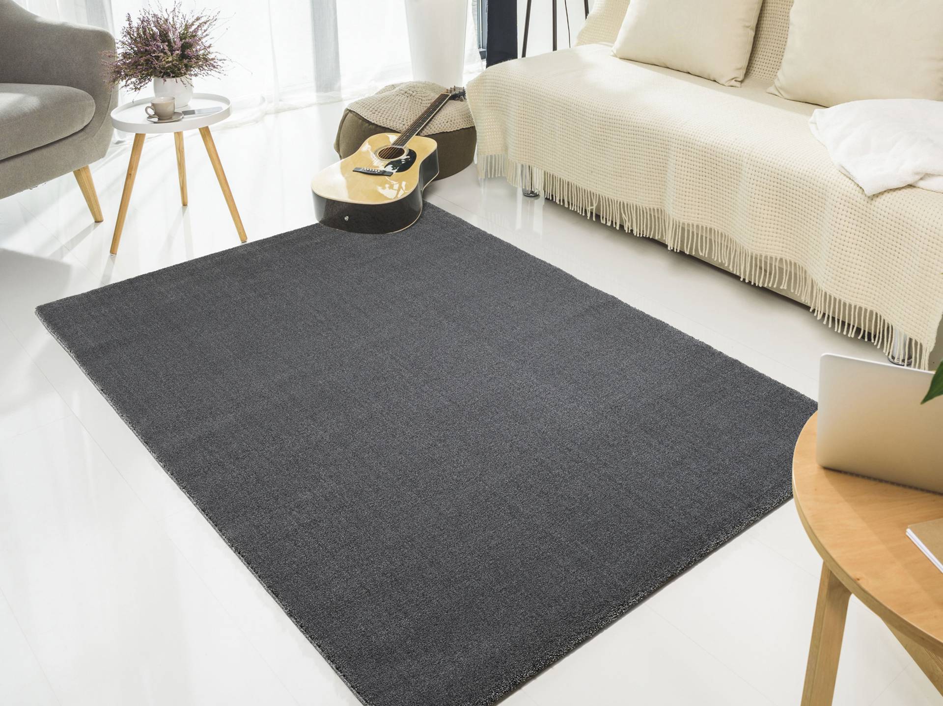 OCI DIE TEPPICHMARKE Teppich »MELIRA«, rechteckig, 13 mm Höhe, robuster strapazierfähiger Kurzflor OCI DIE TEPPICHMARKE Teppich »MELIRA«, rechteckig, 13 mm Höhe, robuster strapazierfähiger Kurzflor von OCI Die Teppichmarke