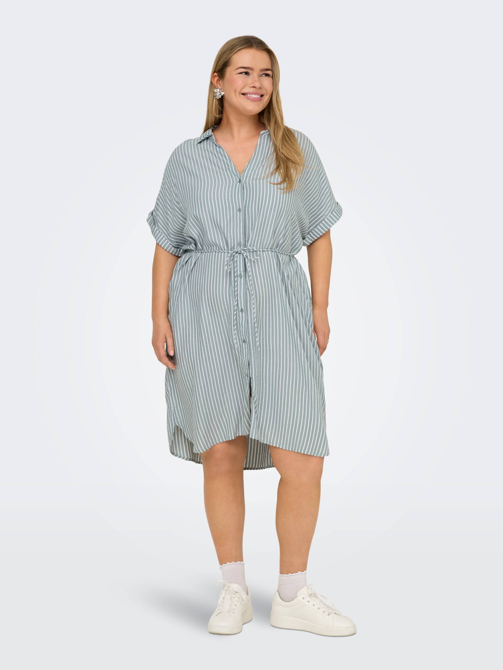ONLY CARMAKOMA Sommerkleid »CARPENNA S/S LOOSE KNEE DRESS AOP« von ONLY CARMAKOMA