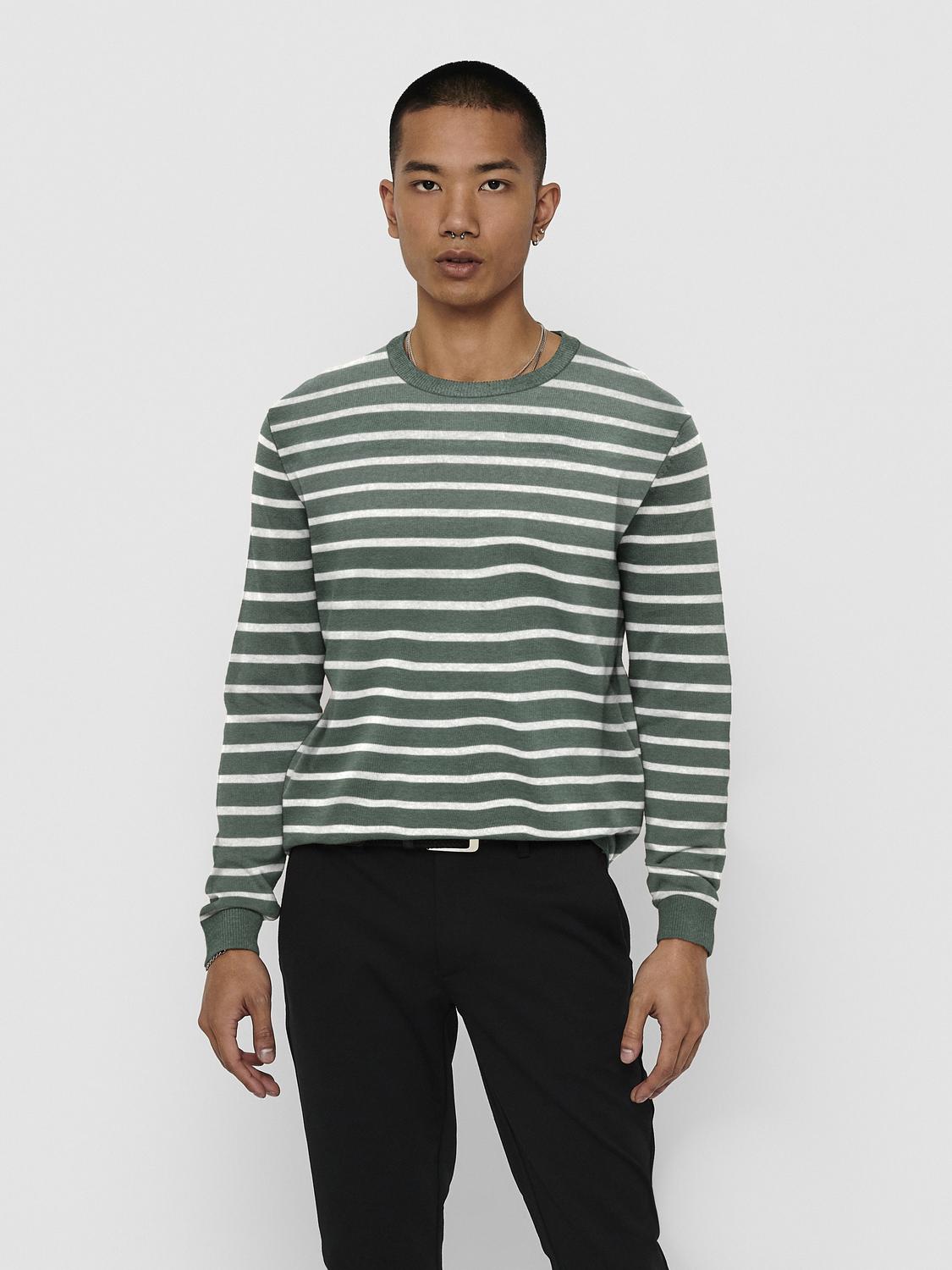 ONLY & SONS Rundhalspullover »ONSALEX 12 SOLID CREW NECK KNIT« ONLY & SONS Rundhalspullover »ONSALEX 12 SOLID CREW NECK KNIT« von ONLY & SONS