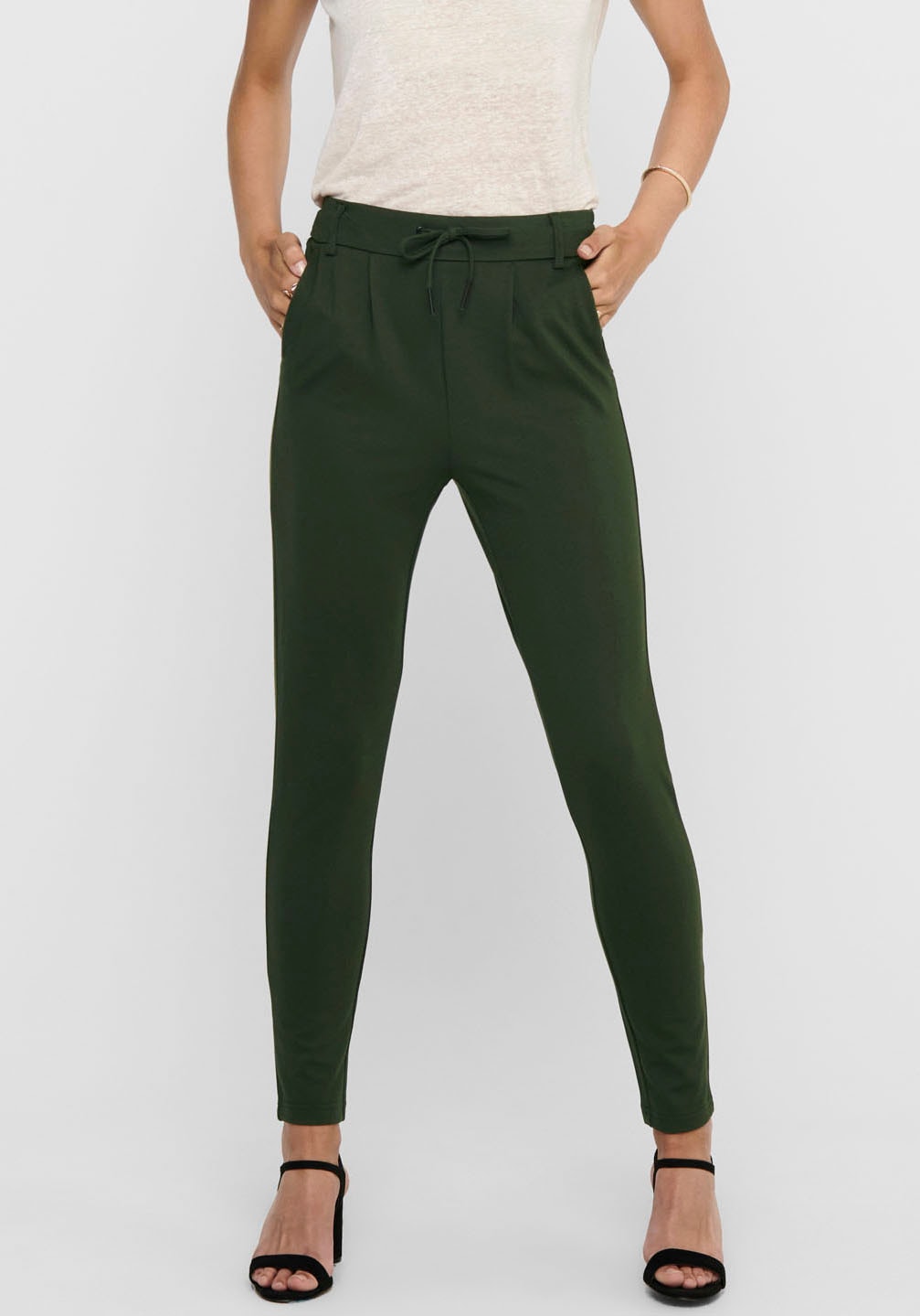 ONLY Jogger Pants »ONLPOPTRASH LIFE EASY COL PANT PNT NOOS« ONLY Jogger Pants »ONLPOPTRASH LIFE EASY COL PANT PNT NOOS« von ONLY
