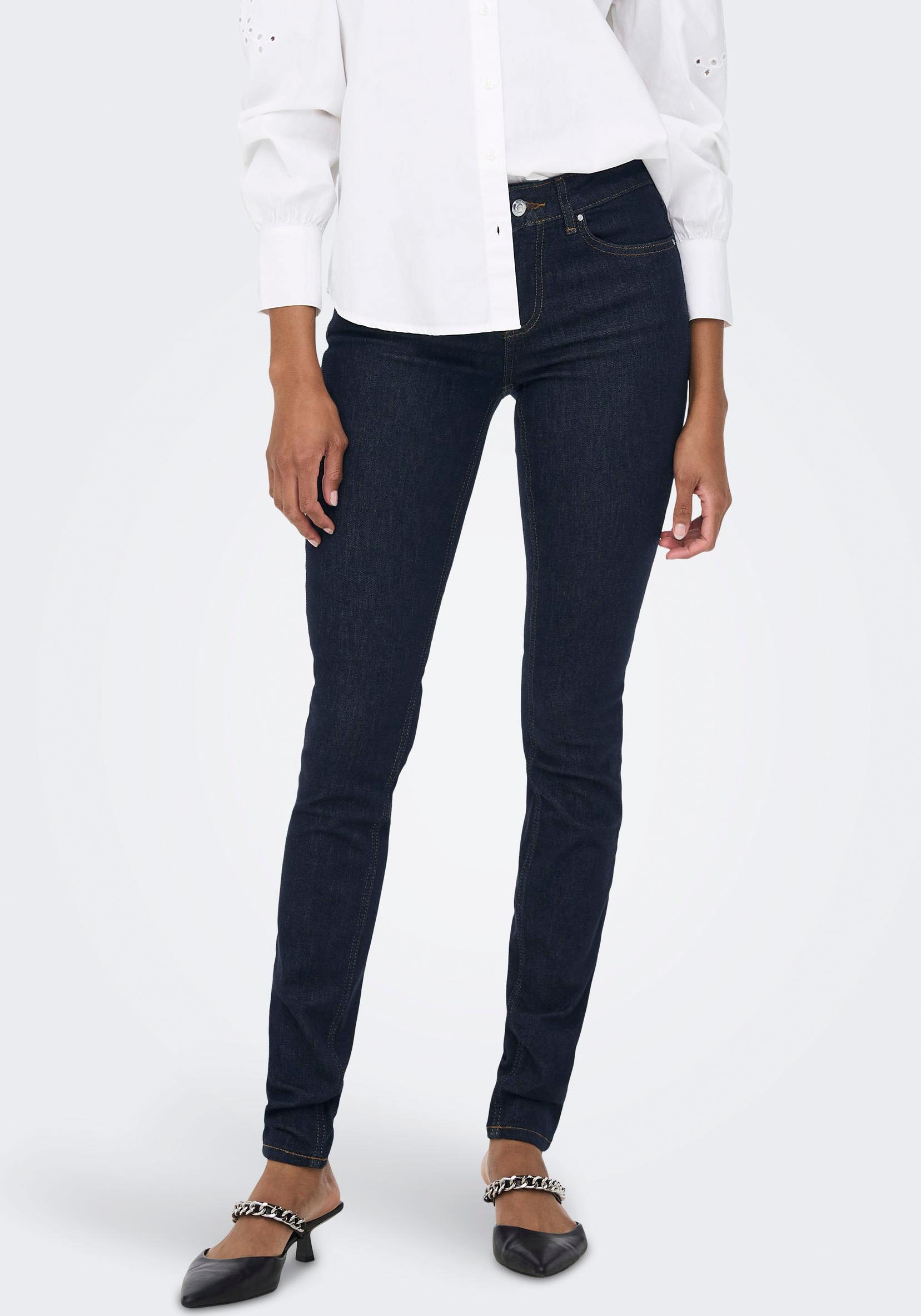 ONLY Skinny-fit-Jeans »ONLBLUSH MID SK STAYBLUE DNM REA023« ONLY Skinny-fit-Jeans »ONLBLUSH MID SK STAYBLUE DNM REA023« von ONLY