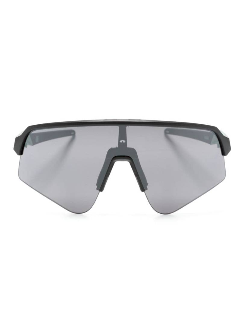 Oakley Sutro Lite Sweep shield-frame sunglasses - Black von Oakley
