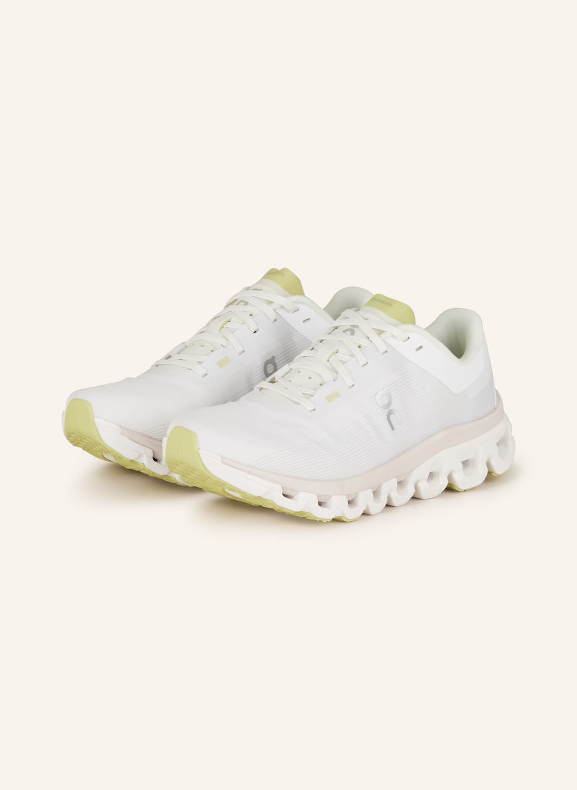 On Laufschuhe Cloudflow 4 weiss von On