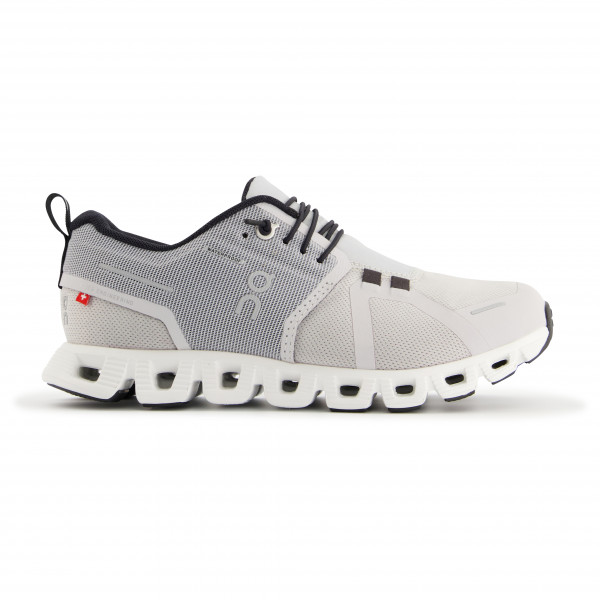 On - Women's Cloud 5 Waterproof - Sneaker Gr 36 grau von On