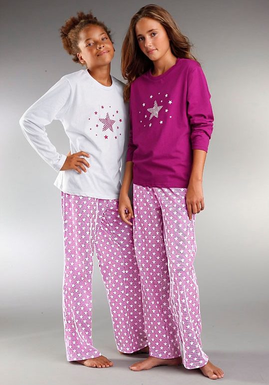 petite fleur Pyjama, (Set, 4 tlg., 2 Stück), modischer Sternendruck auf den Shirts und Hosen von PETITE FLEUR
