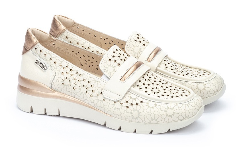 PIKOLINOS Slipper »CANTABRIA«, Schlupfschuh, Sommerschuh, Komfortschuh mit Blüten-Muster PIKOLINOS Slipper »CANTABRIA«, Schlupfschuh, Sommerschuh, Komfortschuh mit Blüten-Muster von PIKOLINOS