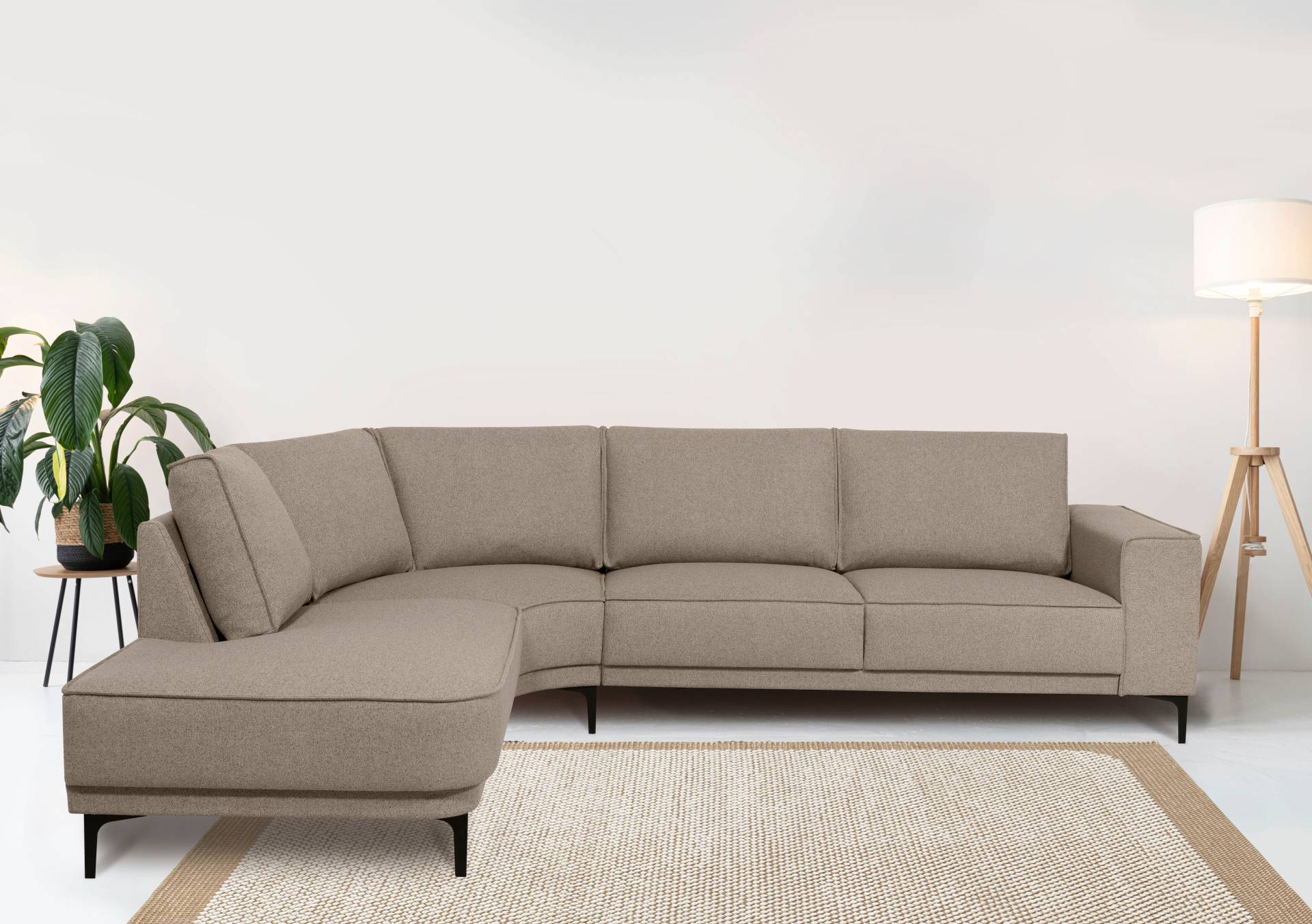 Places of Style Ecksofa »Casina«, mit abgerundeter Ottomane, in einem weichen Chenille-Stoff Places of Style Ecksofa »Casina«, mit abgerundeter Ottomane, in einem weichen Chenille-Stoff von PLACES OF STYLE