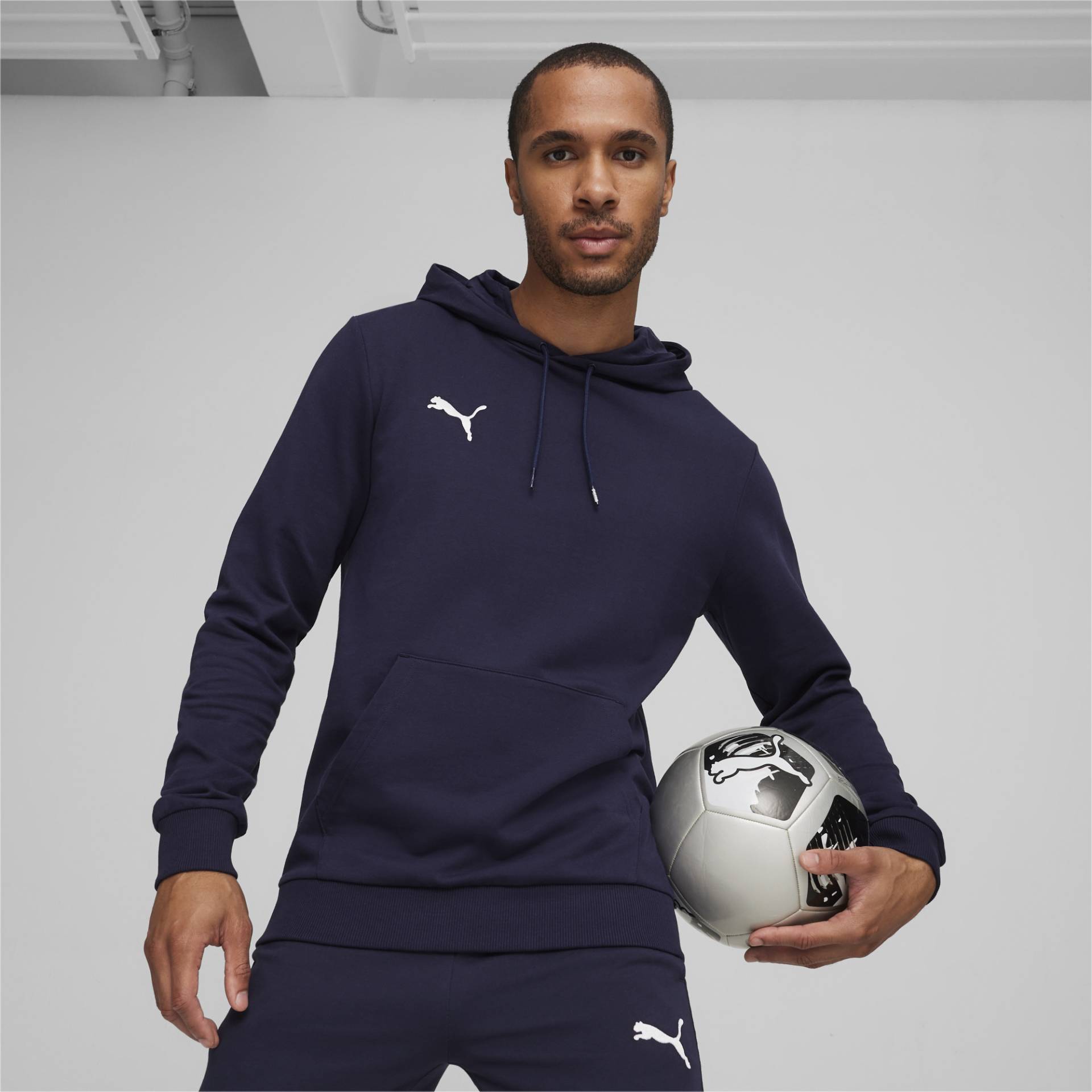 PUMA Kapuzensweatshirt »TEAMGOAL CASUALS HOODY« PUMA Kapuzensweatshirt »TEAMGOAL CASUALS HOODY« von PUMA