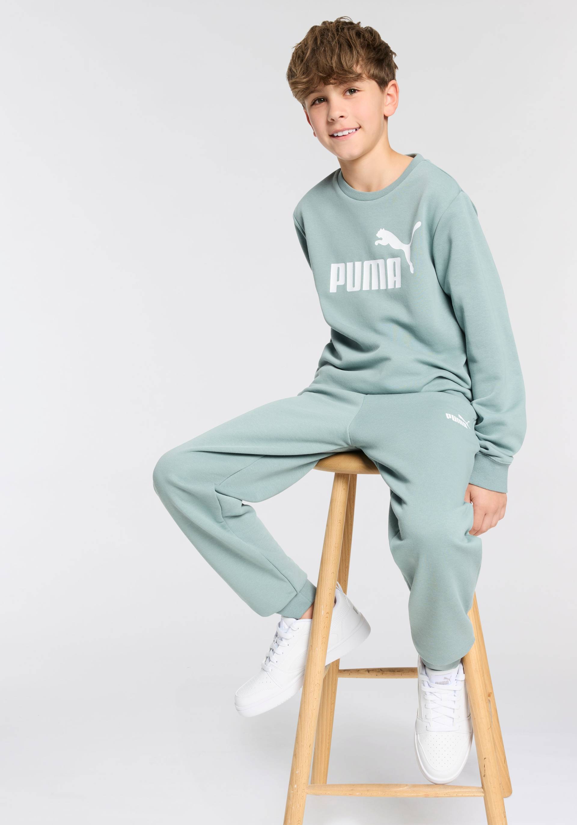 PUMA Trainingsanzug »ESS NO.1 LOGO CREW SWEAT SUIT TR B«, (2 tlg.), für Kinder, weiche Sweatware von PUMA