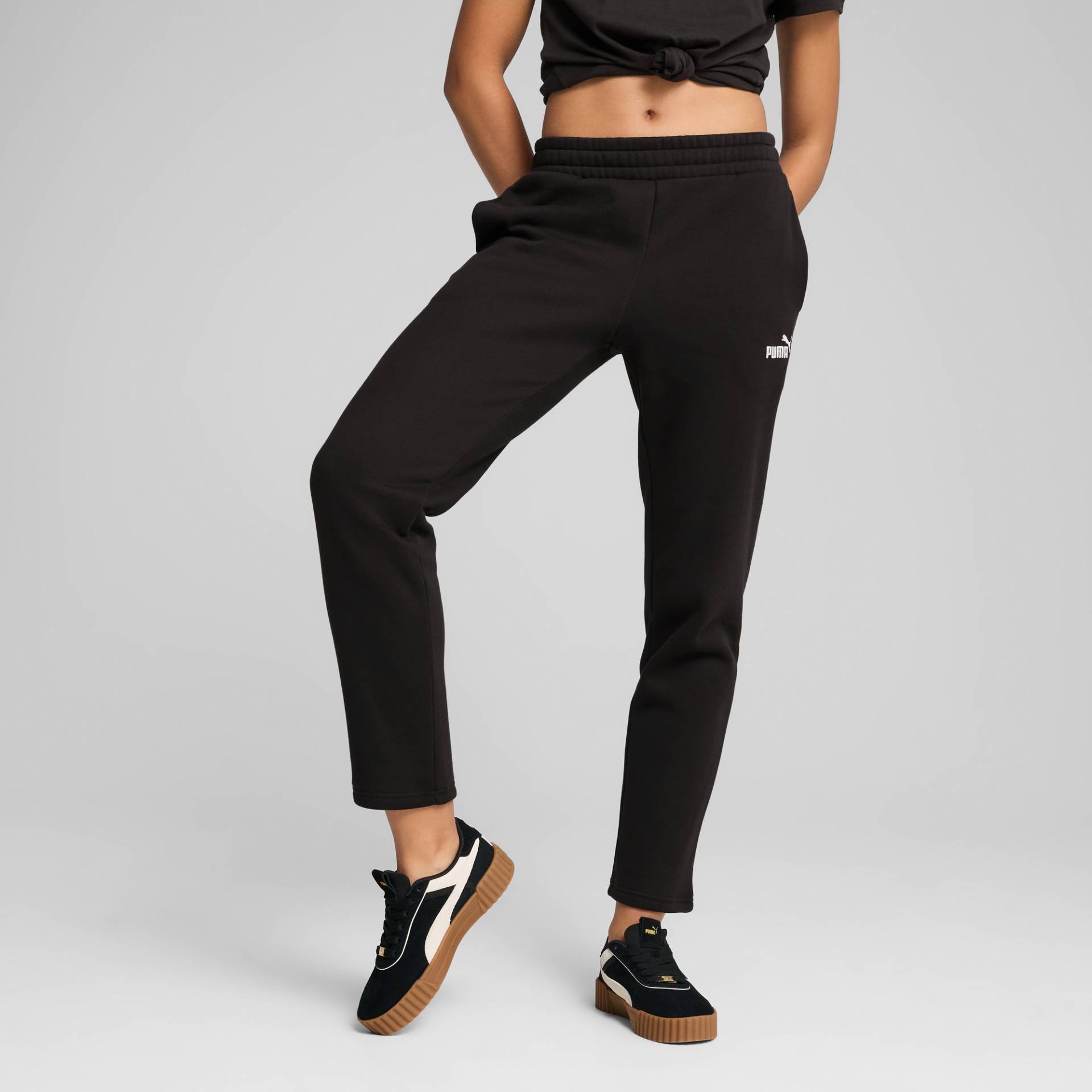 PUMA Trainingshose »ESS SMALL NO. 1 LOGO SWEATPANTS FL OP« PUMA Trainingshose »ESS SMALL NO. 1 LOGO SWEATPANTS FL OP« von PUMA