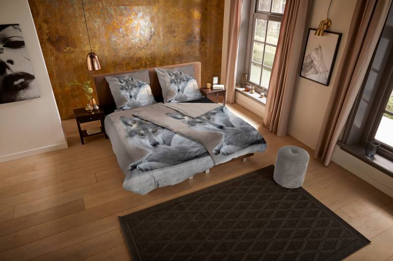 PURE luxury collection Wendebettwäsche »Sharp Wolf«, Mikrofaser, 135x200, Pflegeleicht Reissverschluss, Wende, Wolf, Taupe von PURE luxury collection