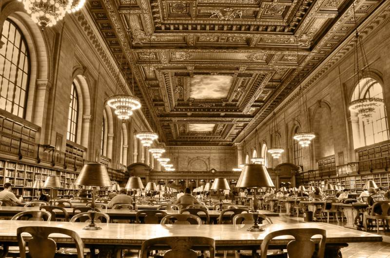 Papermoon Fototapete »Alte Bücherrei« von Papermoon