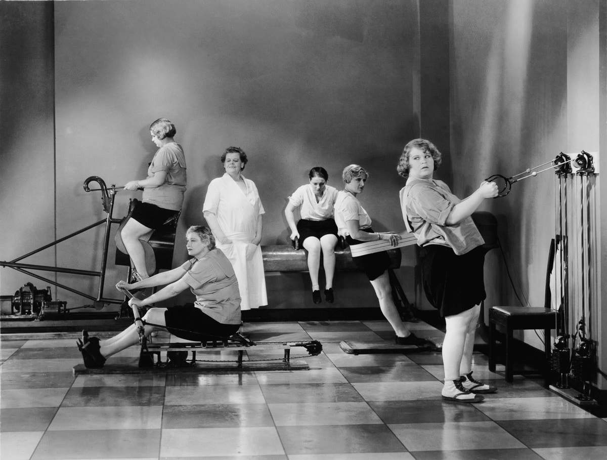 Papermoon Fototapete »Altes Fittnessstudio« von Papermoon