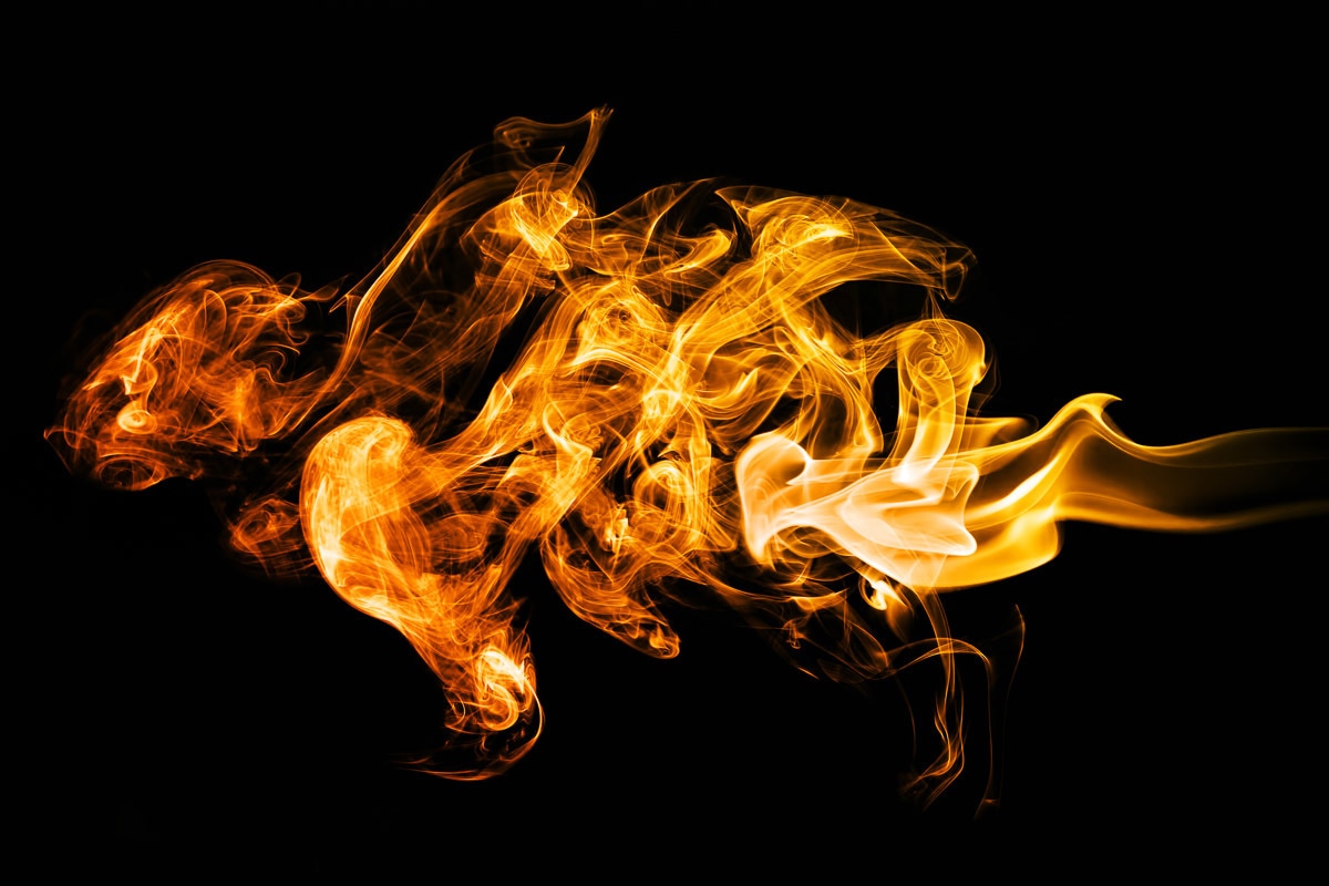 Papermoon Fototapete »Feuerflammen« von Papermoon