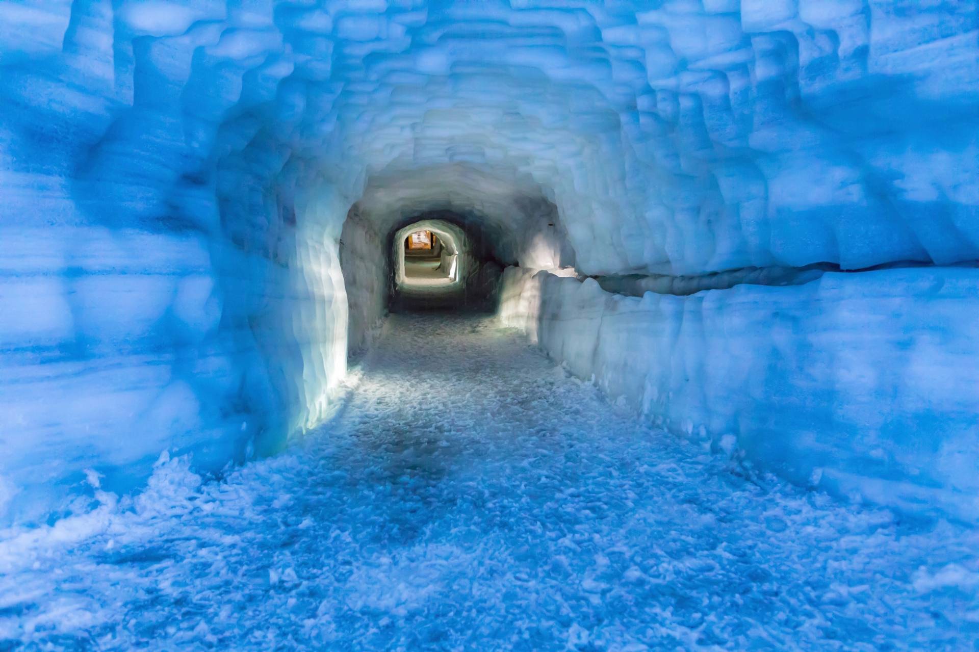 Papermoon Fototapete »GROTTE-TUNNEL EIS GLETSCHER HÖHLE ISLAND LANGJOKULL« von Papermoon