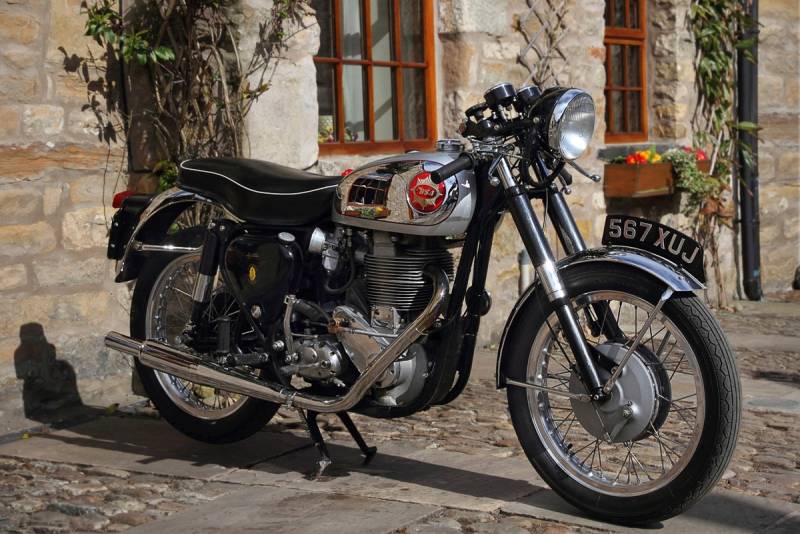 Papermoon Fototapete »Motorrad« von Papermoon