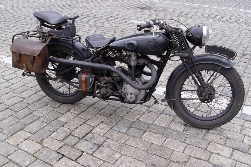 Papermoon Fototapete »Motorrad« von Papermoon