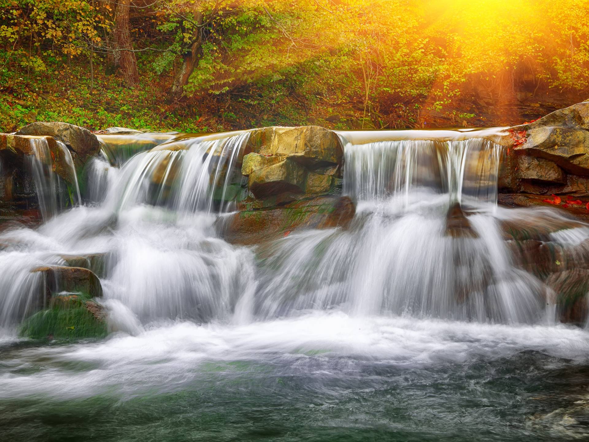 Papermoon Fototapete »Mountain Waterfall« von Papermoon