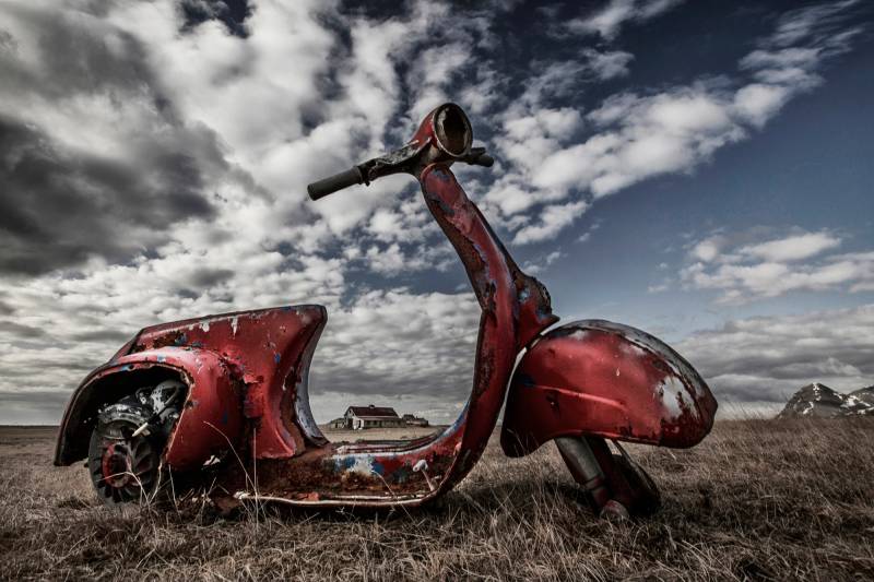 Papermoon Fototapete »Photo-Art BRAGI INGIBERGSSON -, GERAHMTE ERINNERUNGEN« von Papermoon