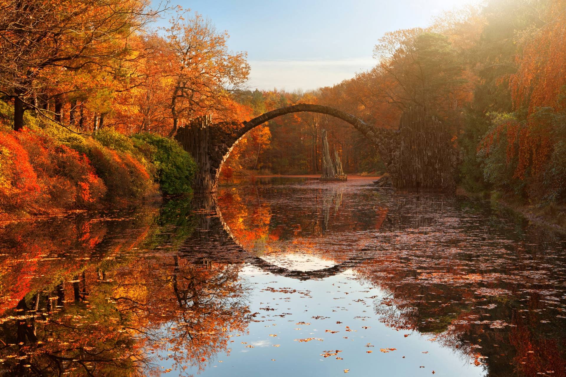 Papermoon Fototapete »Photo-Art DANIEL Å˜EÅ˜ICHA, HERBSTSEE« von Papermoon