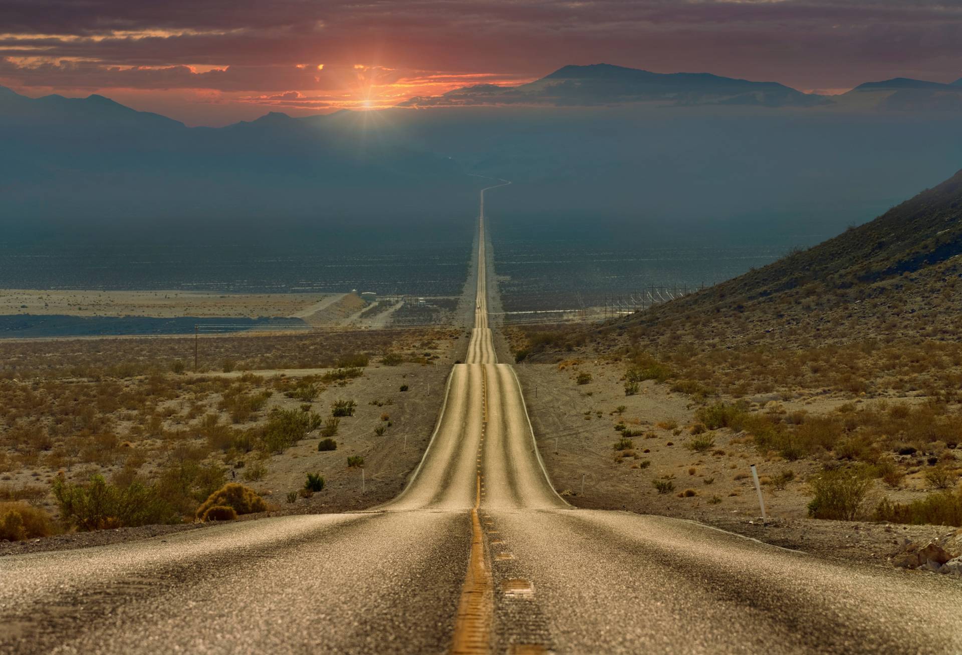 Papermoon Fototapete »Photo-Art GENNADY SHATOV, HIGWAY« von Papermoon