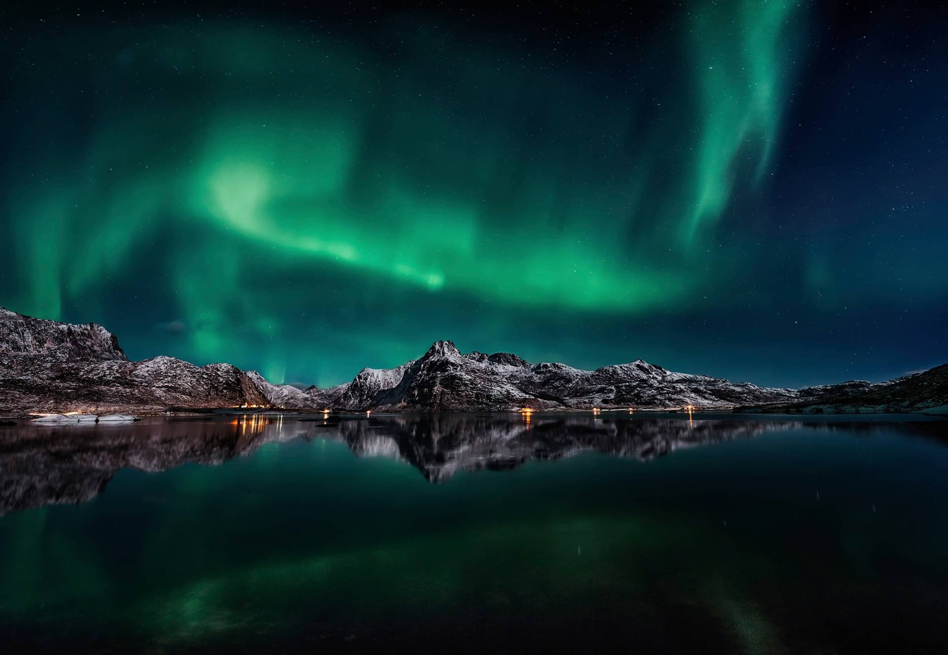 Papermoon Fototapete »Photo-Art JAVIER DE LA, LOFOTEN AURORA-REFLEXION« Papermoon Fototapete »Photo-Art JAVIER DE LA, LOFOTEN AURORA-REFLEXION« von Papermoon