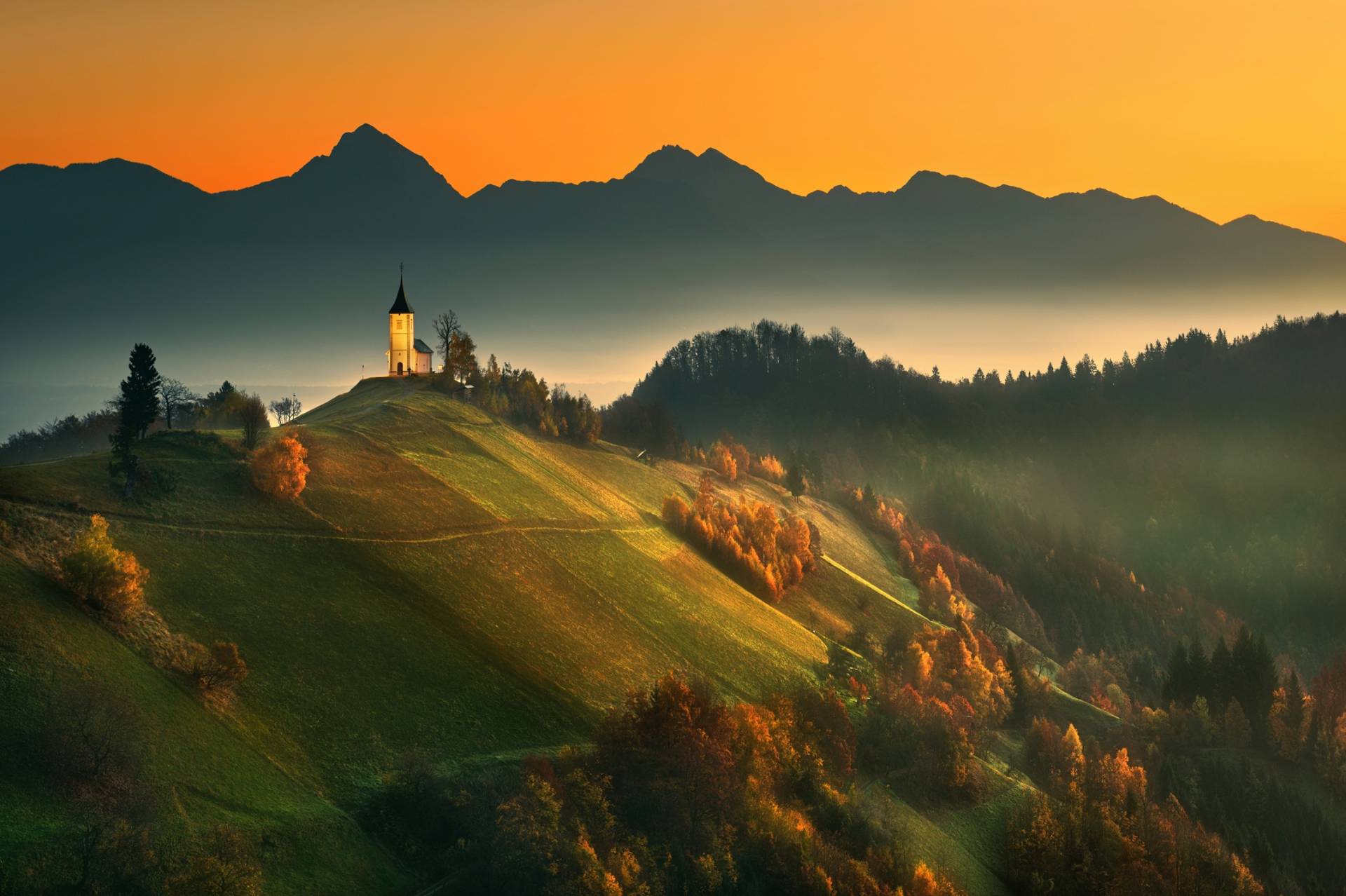 Papermoon Fototapete »Photo-Art KRZYSZTOF BROWKO, SLOWENISCHER HERBST« Papermoon Fototapete »Photo-Art KRZYSZTOF BROWKO, SLOWENISCHER HERBST« von Papermoon