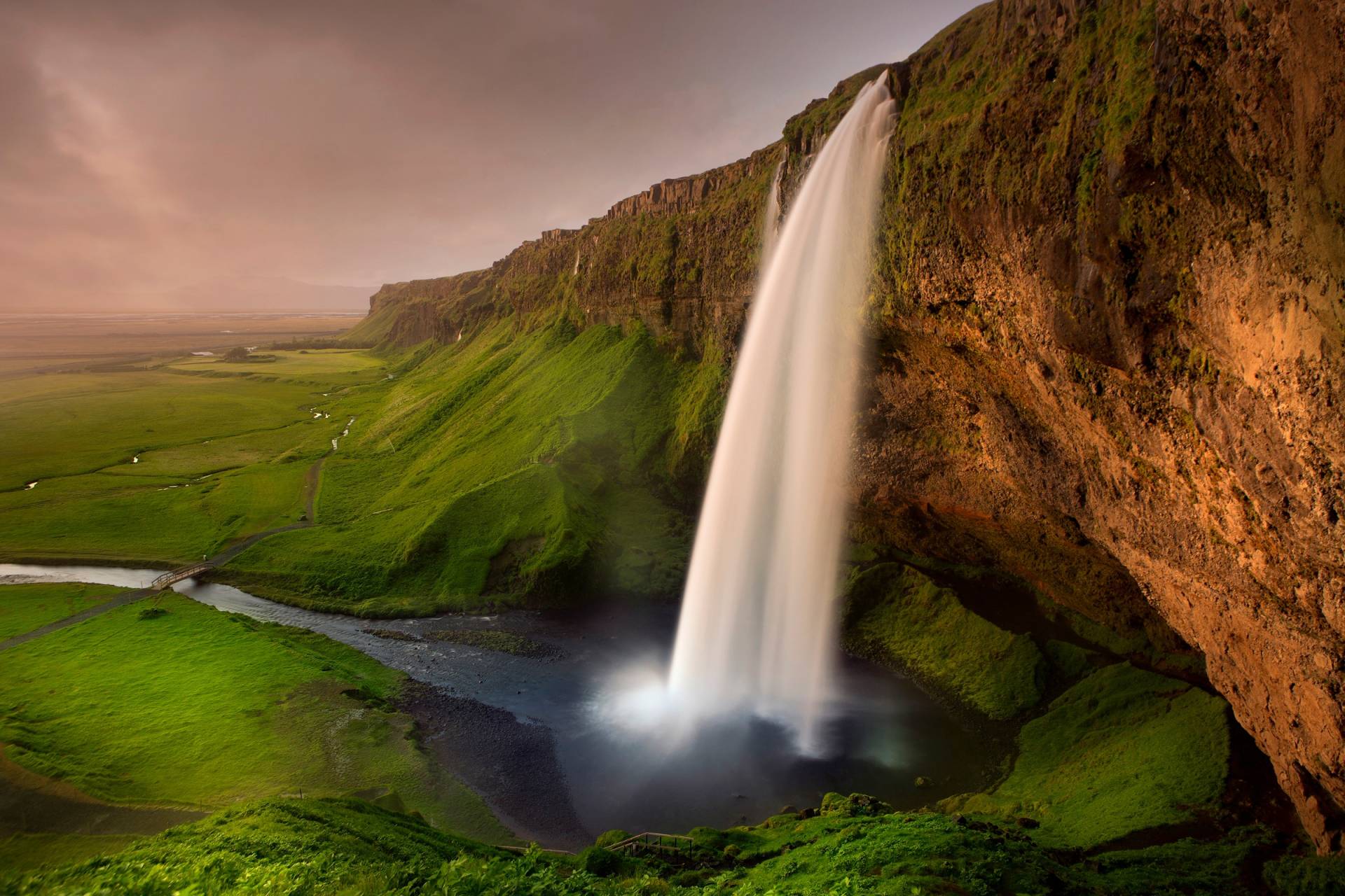 Papermoon Fototapete »Photo-Art NICOLAS SCHUMACHER, SELJALANDSFOSS« von Papermoon