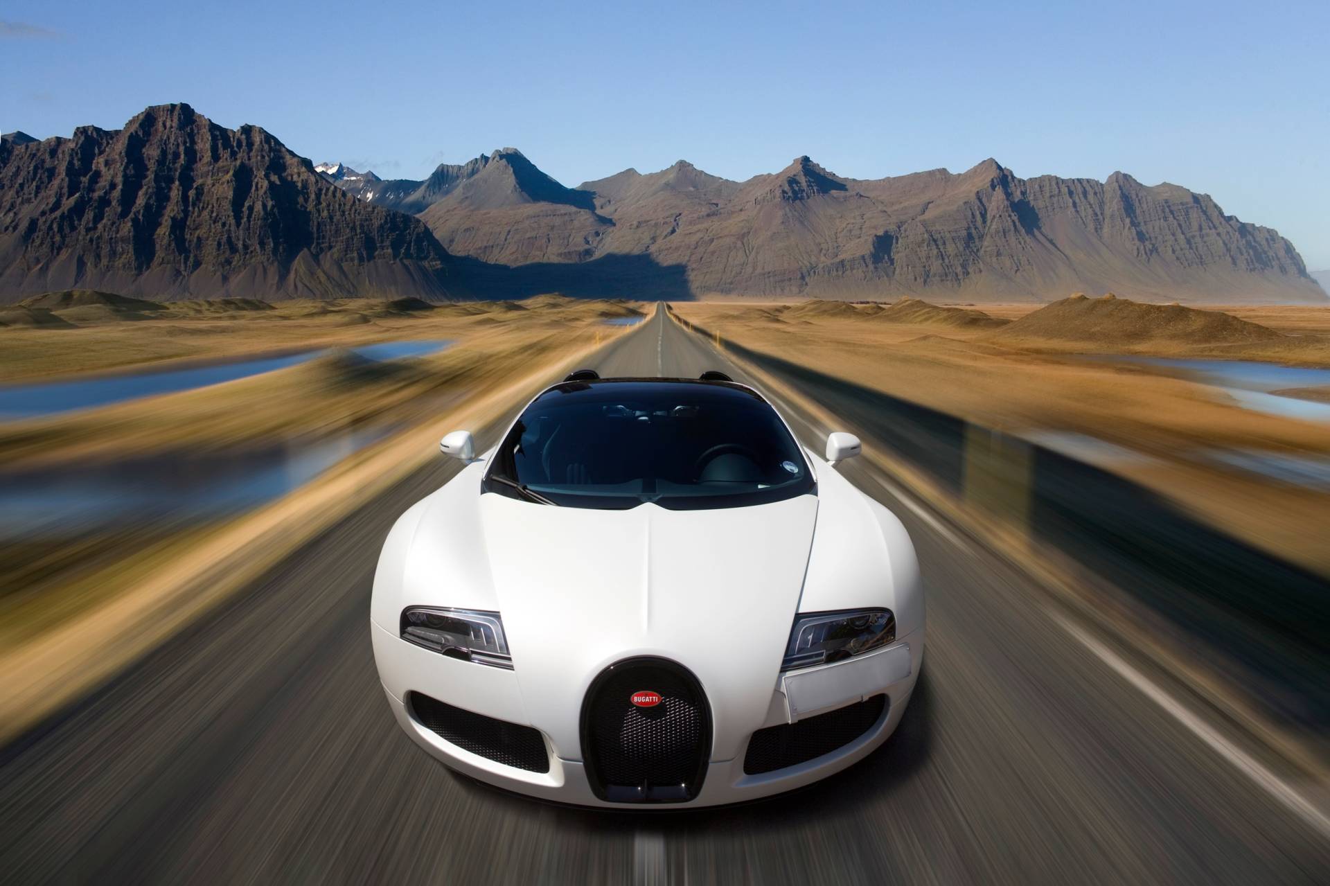 Papermoon Fototapete »SUPER CAR-BUGATTI AUTO RACING MOTOR GEBIRGE ISLAND« von Papermoon