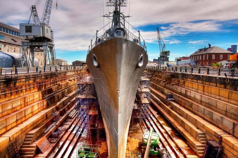 Papermoon Fototapete »Schiff im hafen« von Papermoon