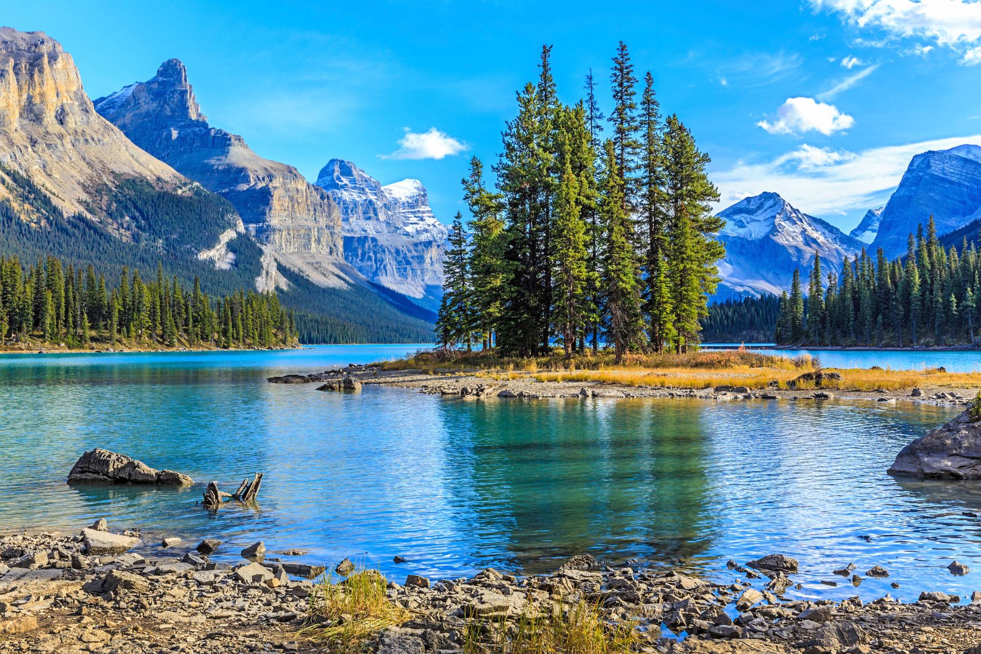 Papermoon Fototapete »Spirit Island in Maligne Lake« von Papermoon