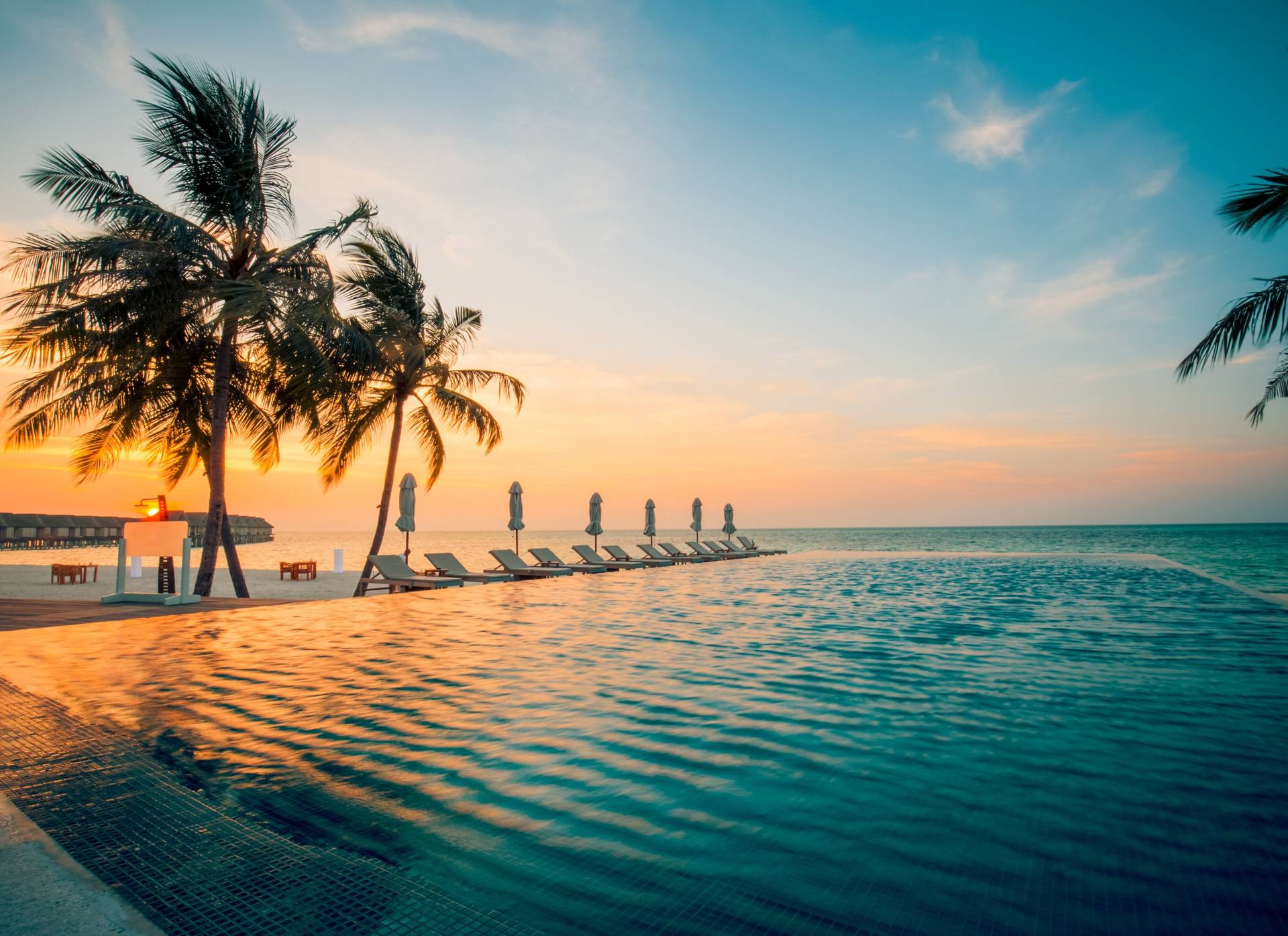 Papermoon Fototapete »Sunset on Maldives« Papermoon Fototapete »Sunset on Maldives« von Papermoon