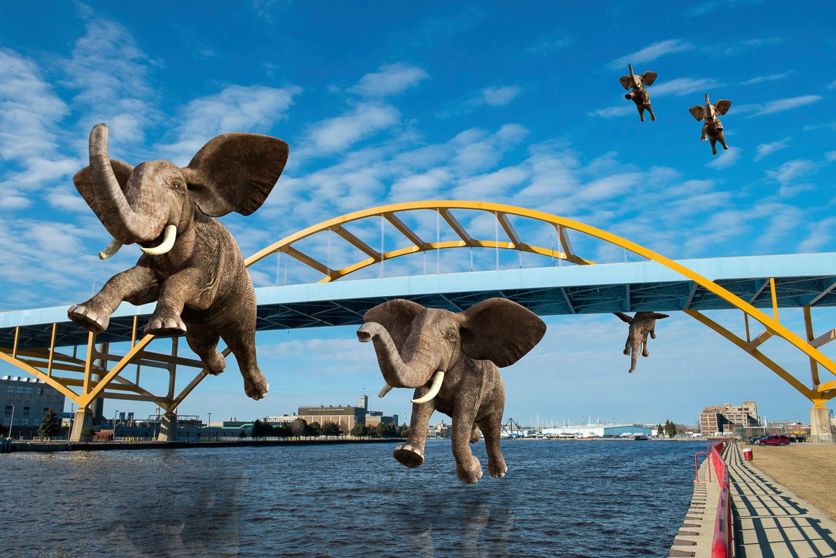 Papermoon Fototapete »Surreale fliegende Elefanten« von Papermoon