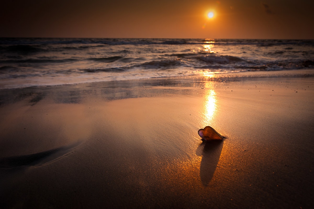 Papermoon Fototapete »Tropischer Strand Sonnenuntergang« von Papermoon