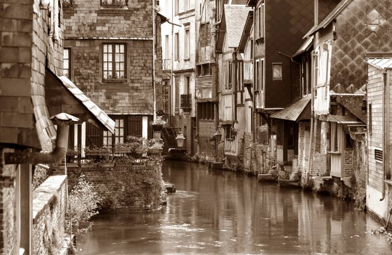 Papermoon Fototapete »Venedig Sepia« von Papermoon