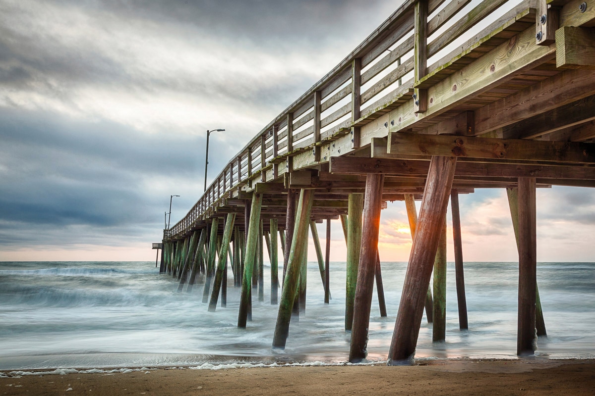 Papermoon Fototapete »Virginia Beach Pier« von Papermoon