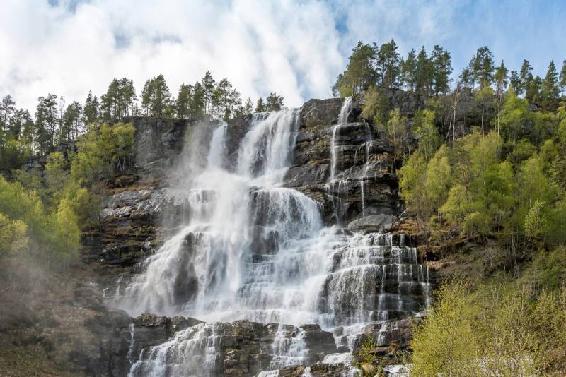 Papermoon Fototapete »Wasserfall« von Papermoon
