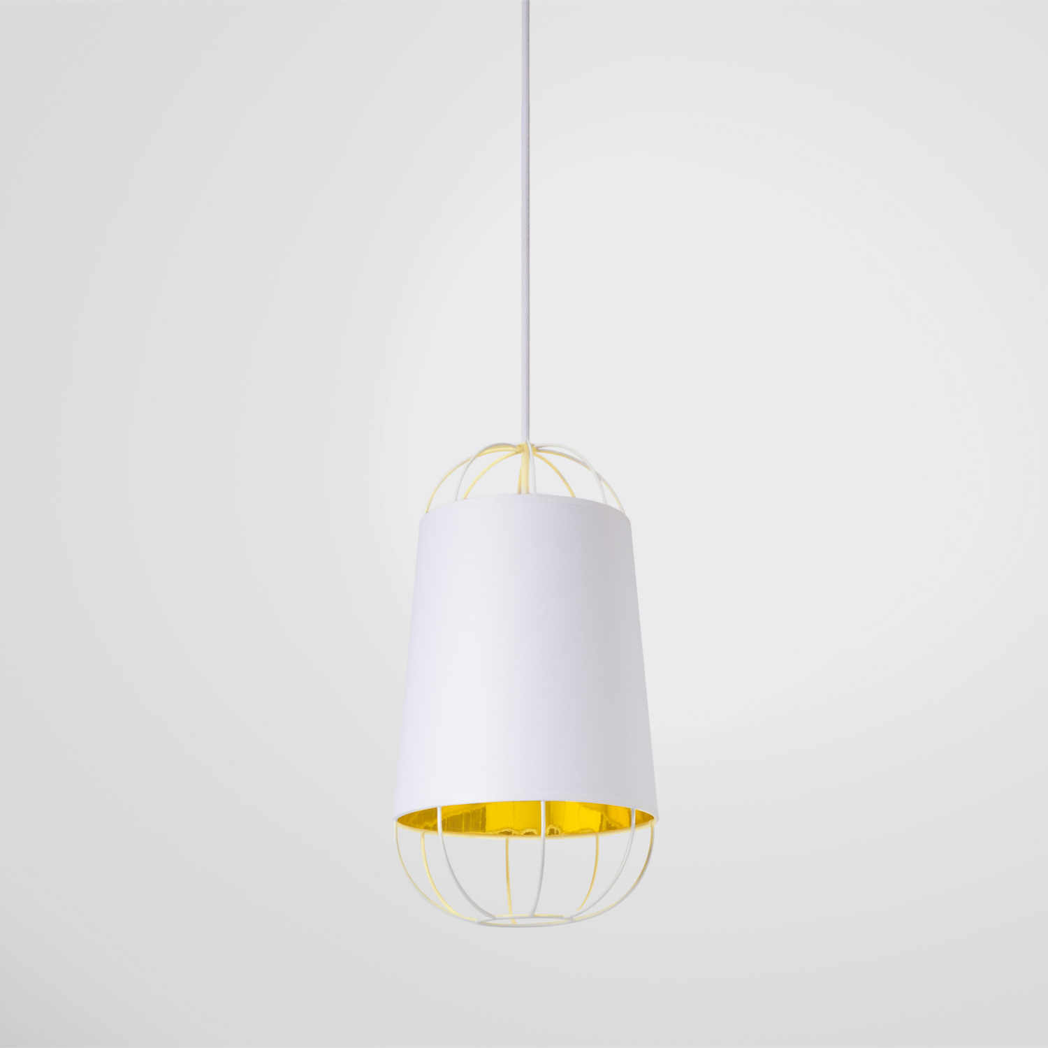 Lanterna Pendelleuchte small, Farbe weiss / gold von Petite Friture